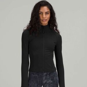 Lululemon Nulu Cropped Define Jacket